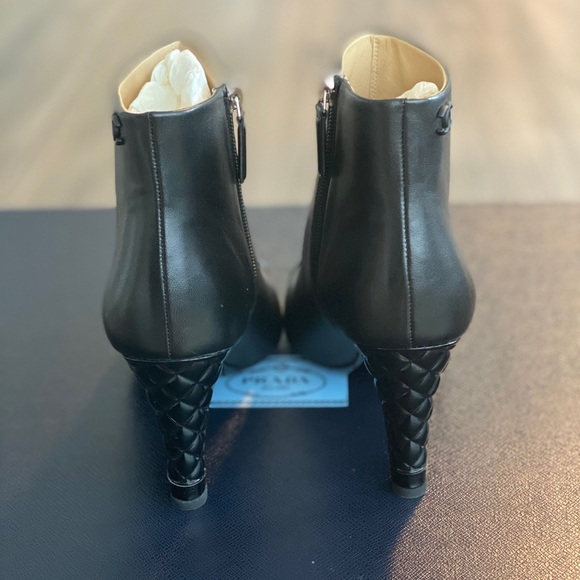 Chanel booties - Picture 6 of 11